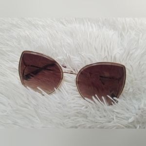 Jessica Simpson Sunglasses, Gold Frame, Brown Ombre Lens